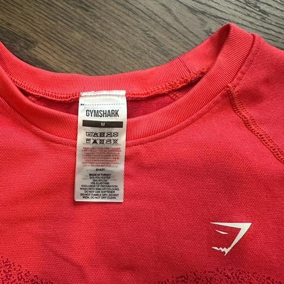 Gymshark Vibrant Red Sweatshirt - Picture 2 of 3